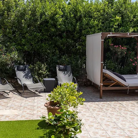 1 Bedroom Awesome In Dramalj