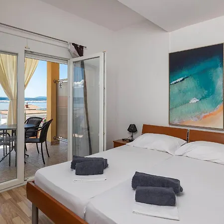 1 Bedroom Awesome In * Dramalj