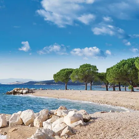 公寓 1 Bedroom Awesome In 德拉马利